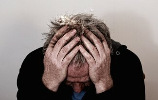 La rabbia è un sintomo stimolante della depressione, specialmente quando è costante, estrema e debilitante. Ulteriori informazioni sulla rabbia come sintomo della depressione.