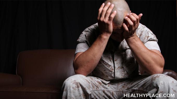 I soldati militari hanno un alto rischio di PTSD dopo aver prestato servizio nelle zone di guerra. Scopri perché e quanti soldati hanno il PTSD su HealthyPlace.