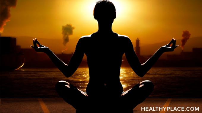 Panoramica della meditazione come trattamento alternativo per ansia, depressione, insonnia, dolore cronico e altre condizioni di salute mentale.