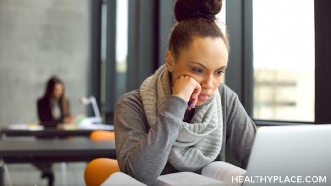 Puoi gestire la scuola e l'ansia da lavoro anche se l'ansia rende la vita miserabile. Impara quattro modi per gestire l'ansia scolastica e lavorativa su HealthyPlace.